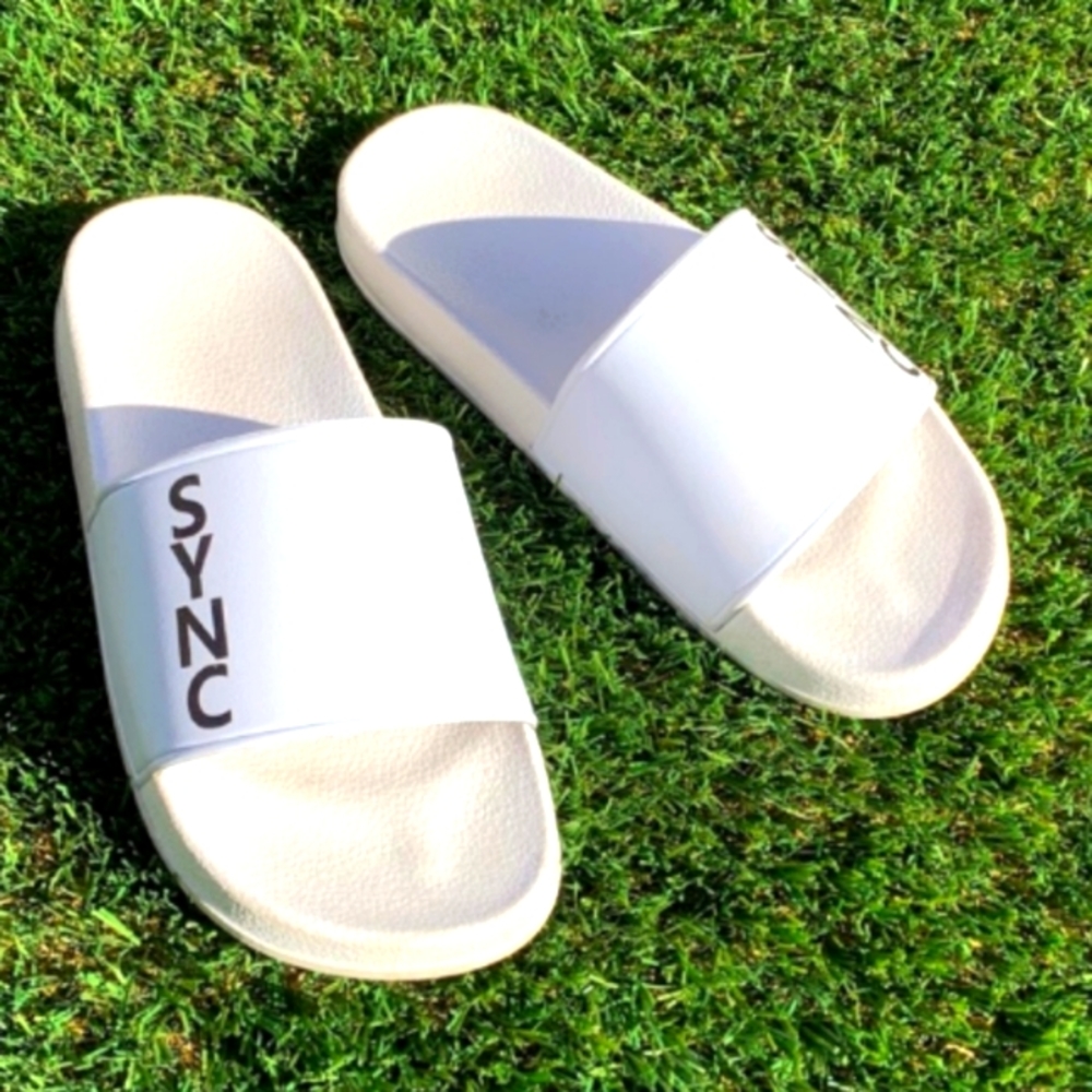 🎀Sz7 New in pk white sandals